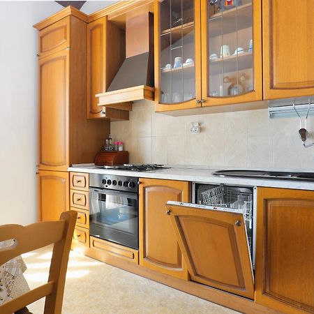 Apartments By The Sea Stanici, Omis - 1028 Tice 외부 사진