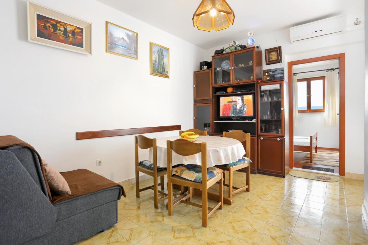 Apartments By The Sea Stanici, Omis - 1028 Tice 외부 사진