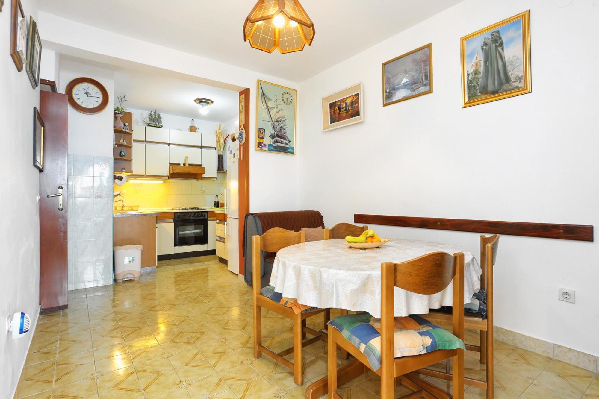 Apartments By The Sea Stanici, Omis - 1028 Tice 객실 사진