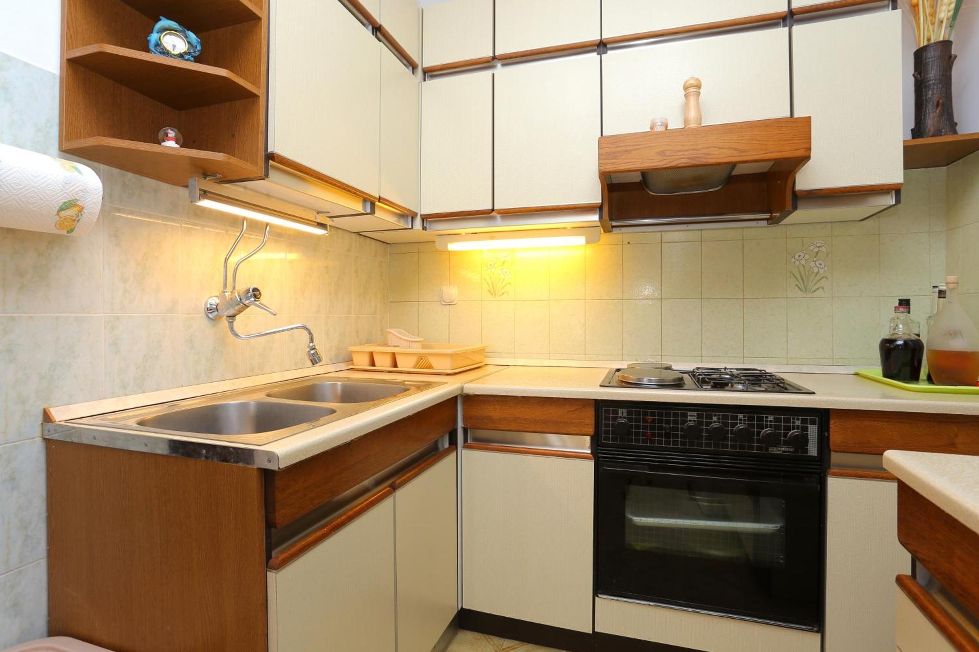 Apartments By The Sea Stanici, Omis - 1028 Tice 객실 사진